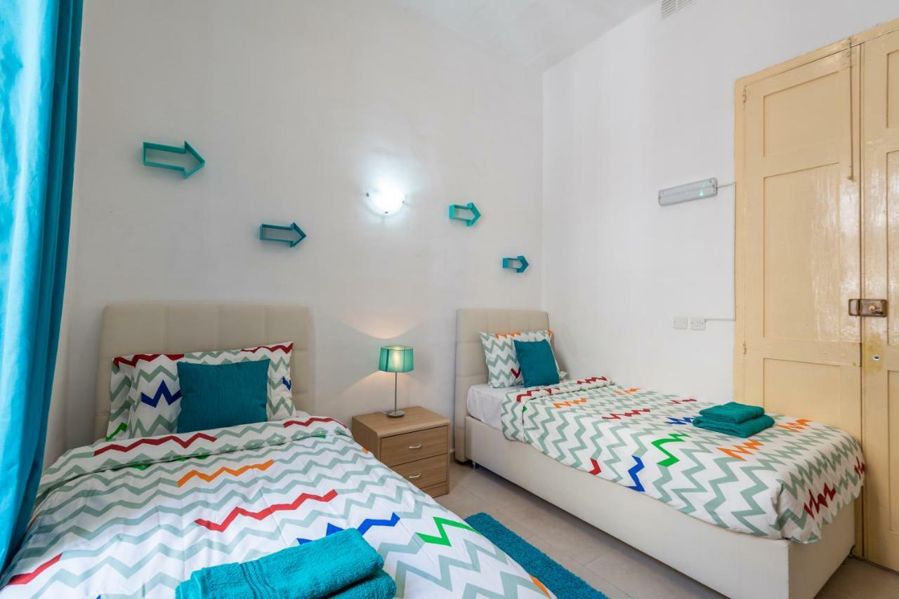 Traditional Maltese Townhouse Hotel Sliema Exterior photo